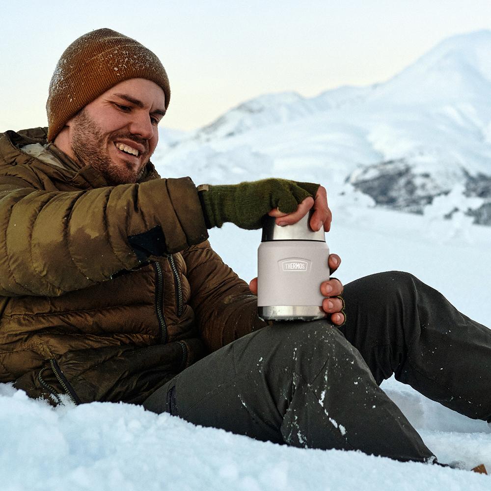Icon_LifeStyle_PDP_FJ_16oz_1.jpg